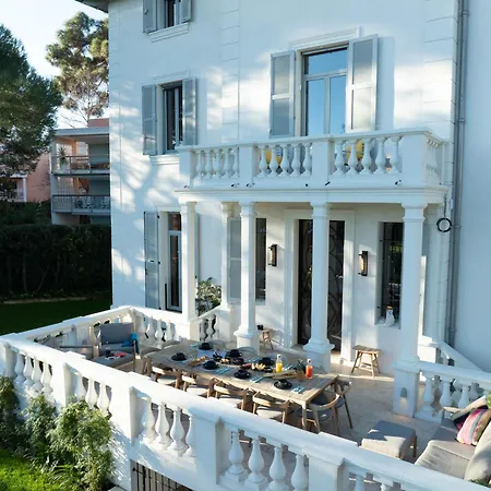Illette Cap D Villa *